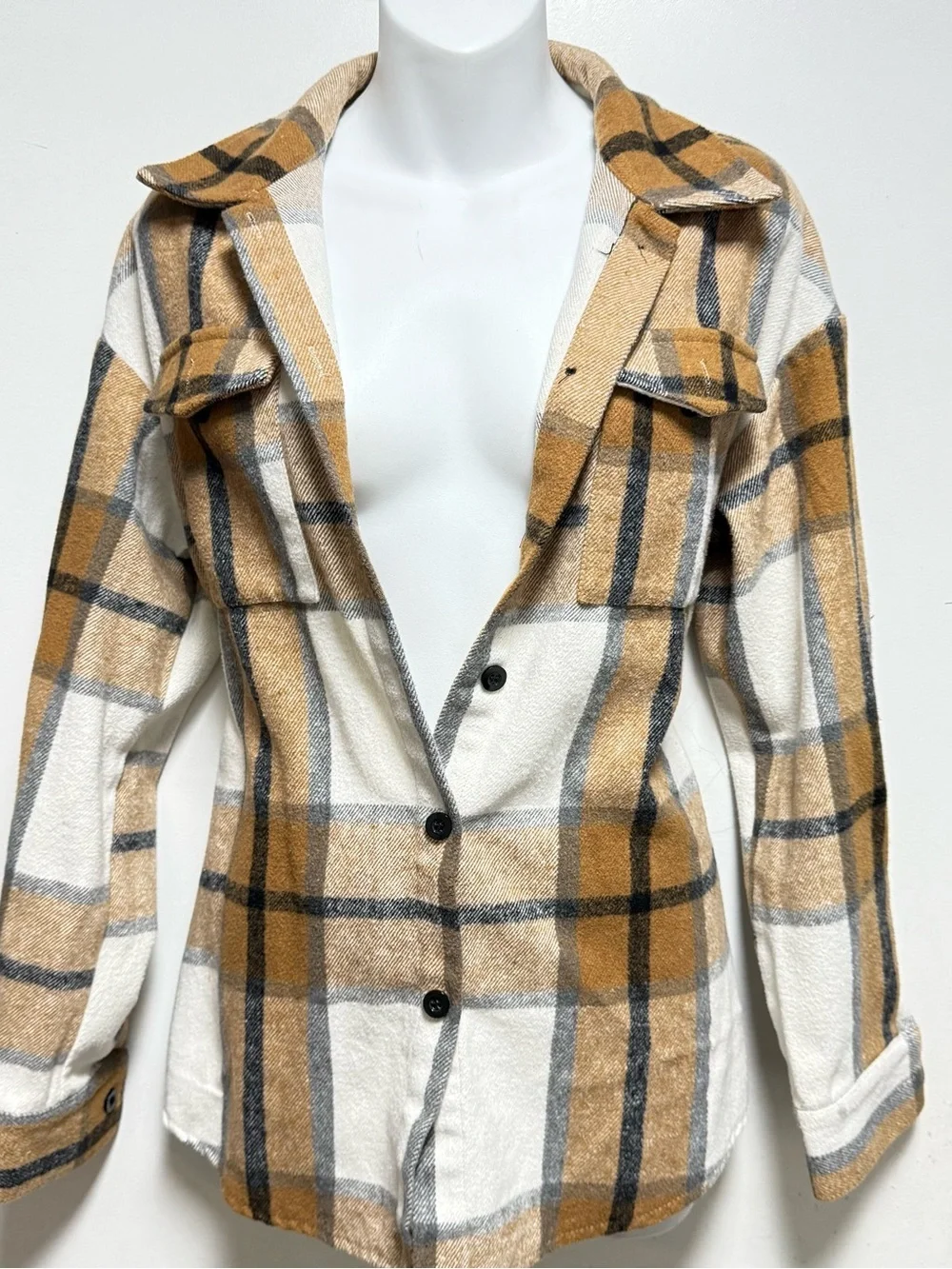 Classic Plaid Button-Front Women’s Sweater Jacket - Tan & White